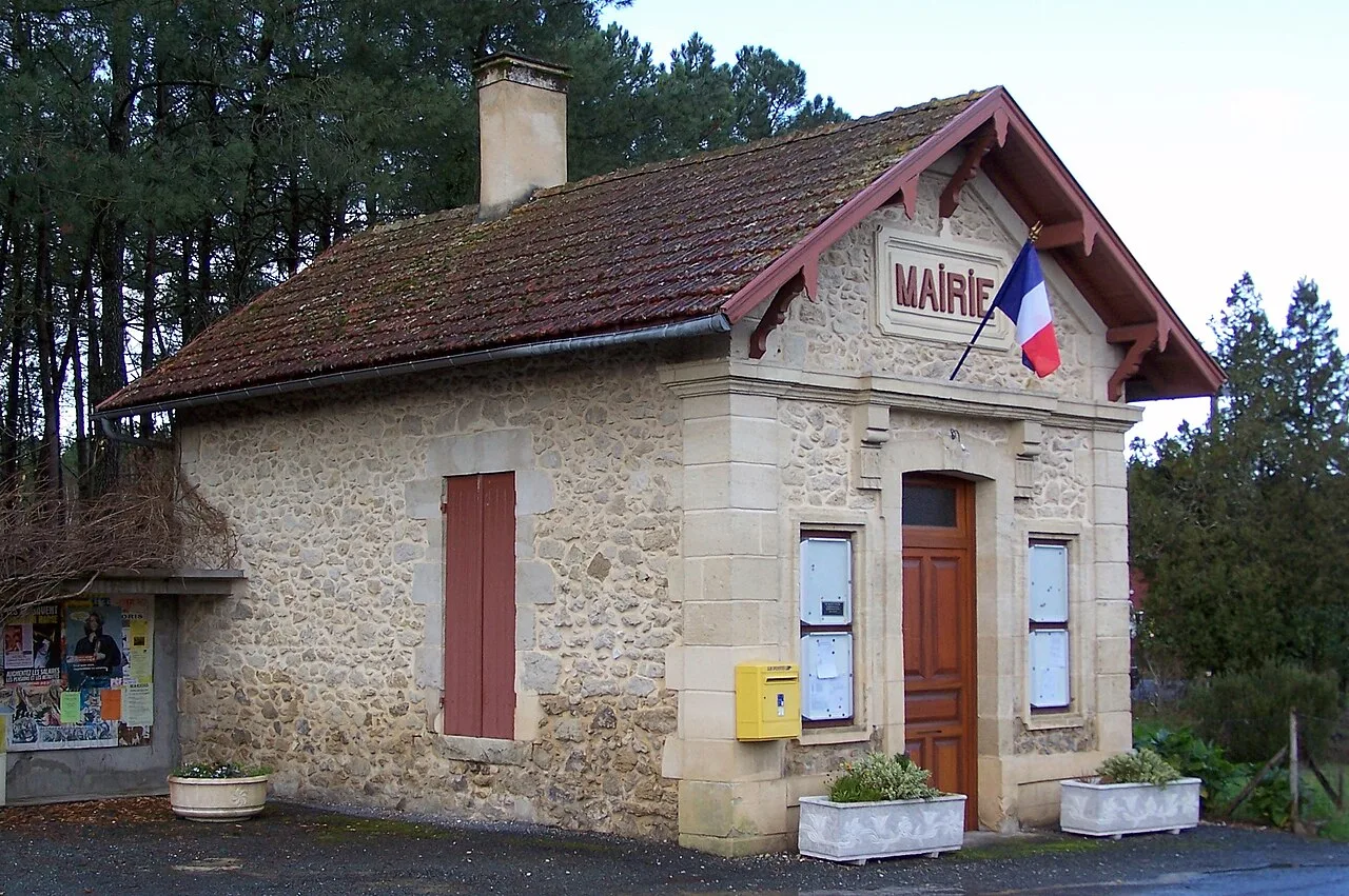 Town hall of  Cauvignac  ( Gironde ,  France )